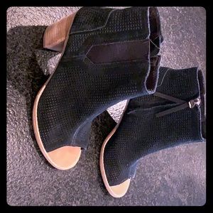 Tom’s Marjorca Peep Toe Bootie
